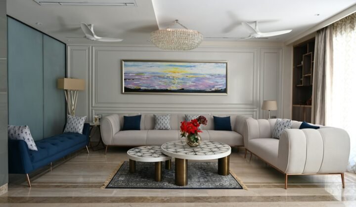 Functional Luxury Defines Urban Apartments